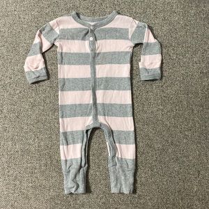 Burt’s Bees Baby Pink & Gray Sleeper 💗
